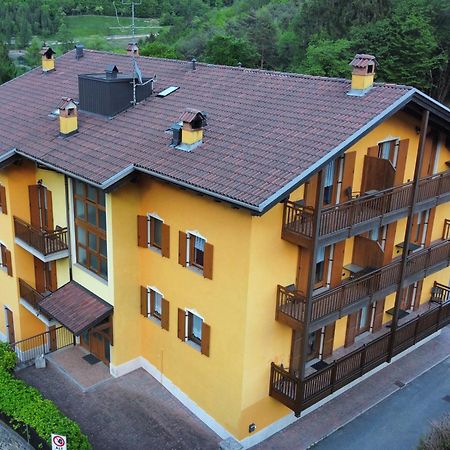 Residenza Arcobaleno Aparthotel Tenno Exterior photo