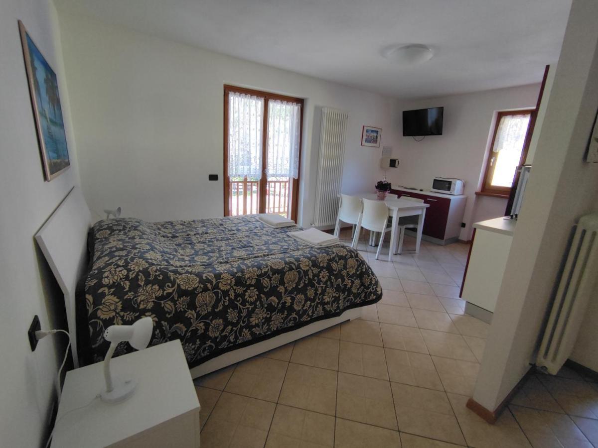 Residenza Arcobaleno Aparthotel Tenno Exterior photo